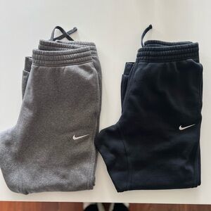 Men’s Classic Nike sweatpants size large Grey and Black
